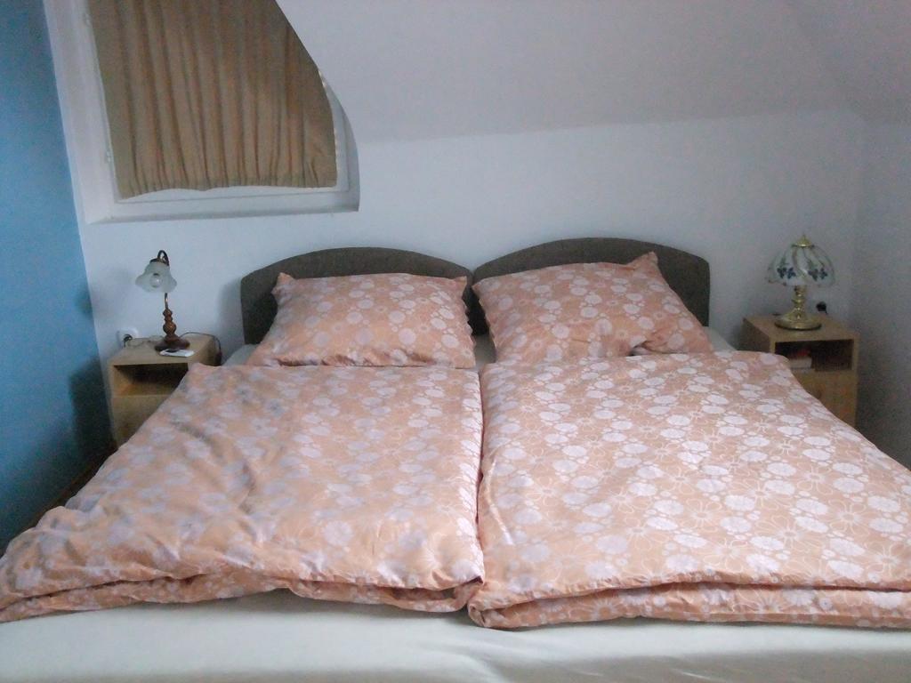 Levente Apartman Балатондьєрек Екстер'єр фото